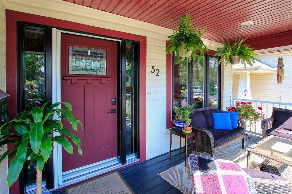 52 White Avenue