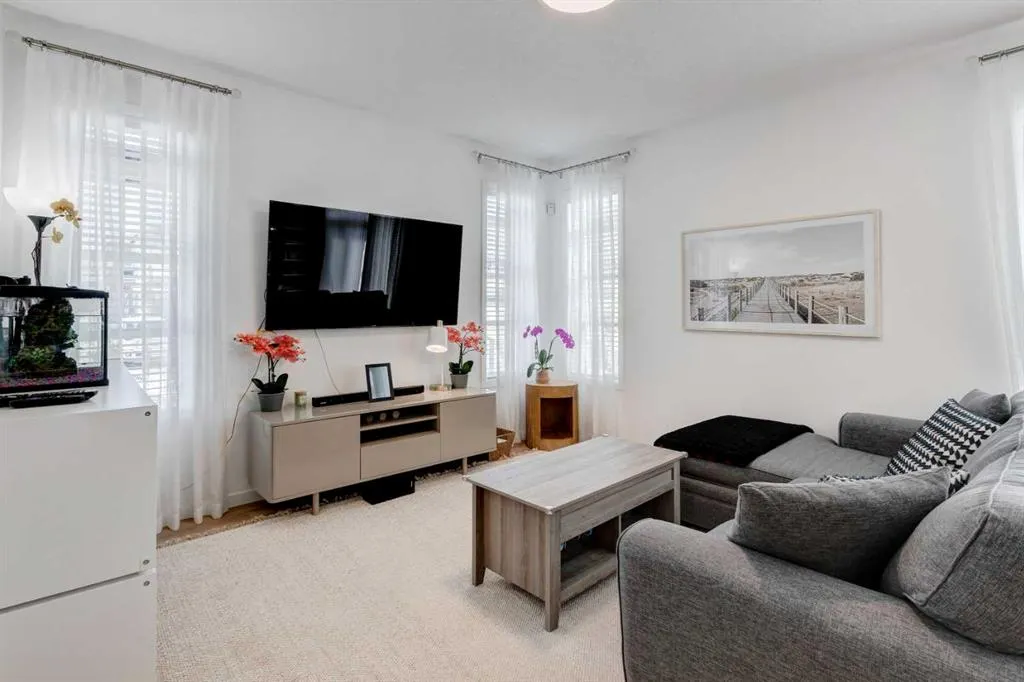 10 Wolf Hollow Way SE