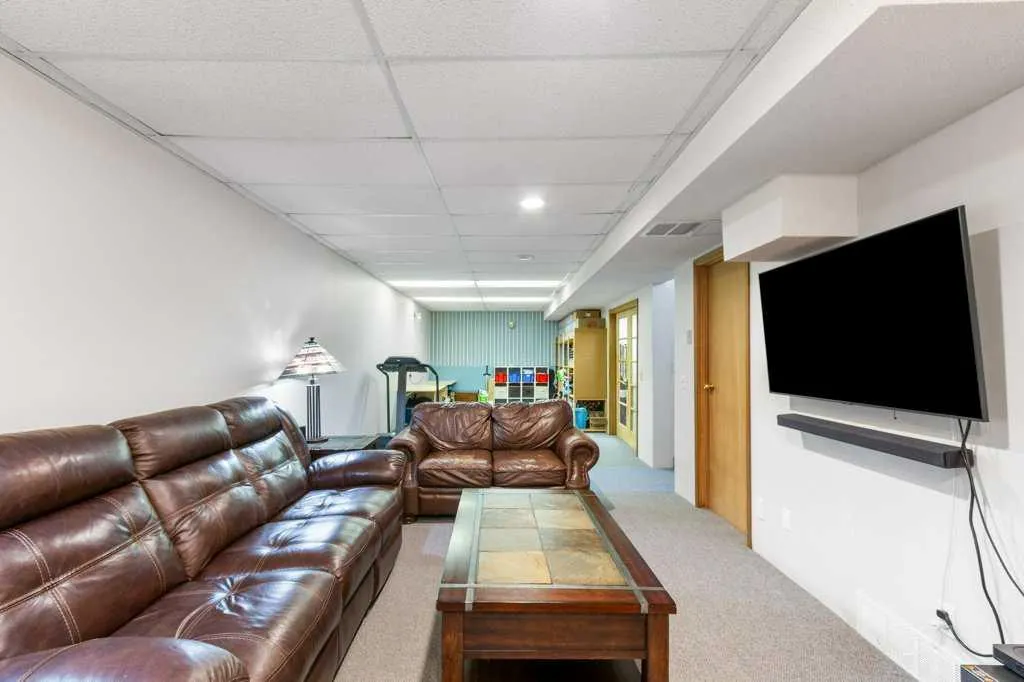 1417 Mccrimmon Drive