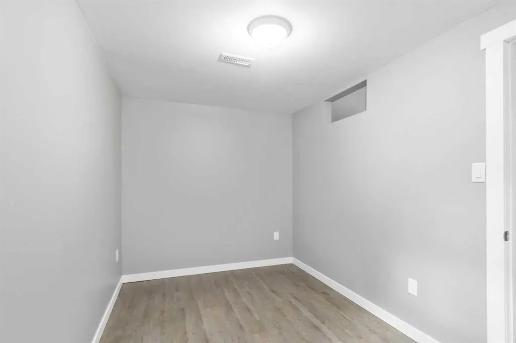 711 Beacon Hill, #61