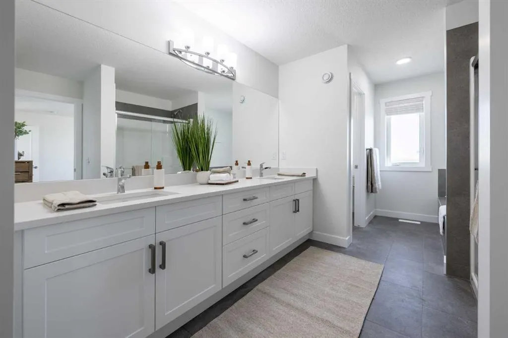 154 Sunstone Way