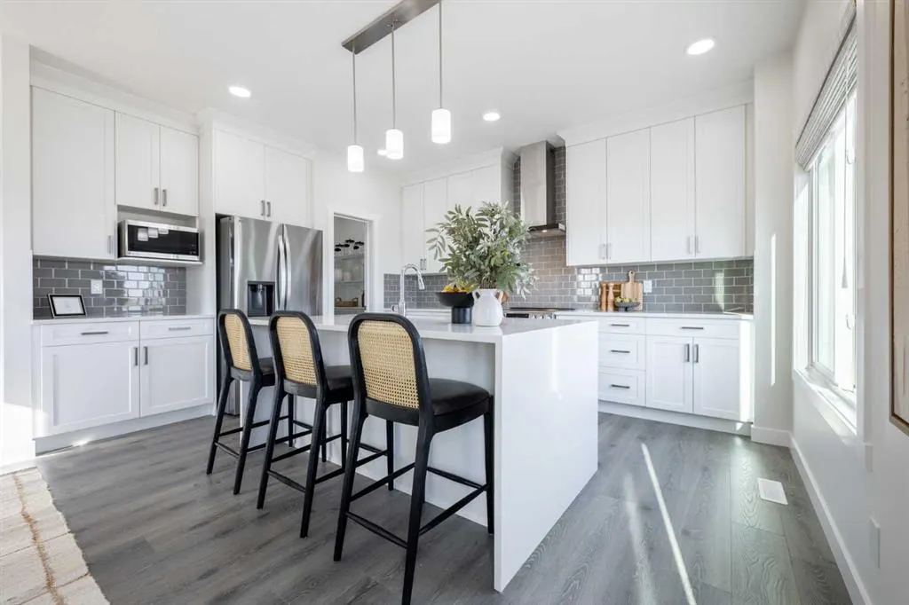 154 Sunstone Way