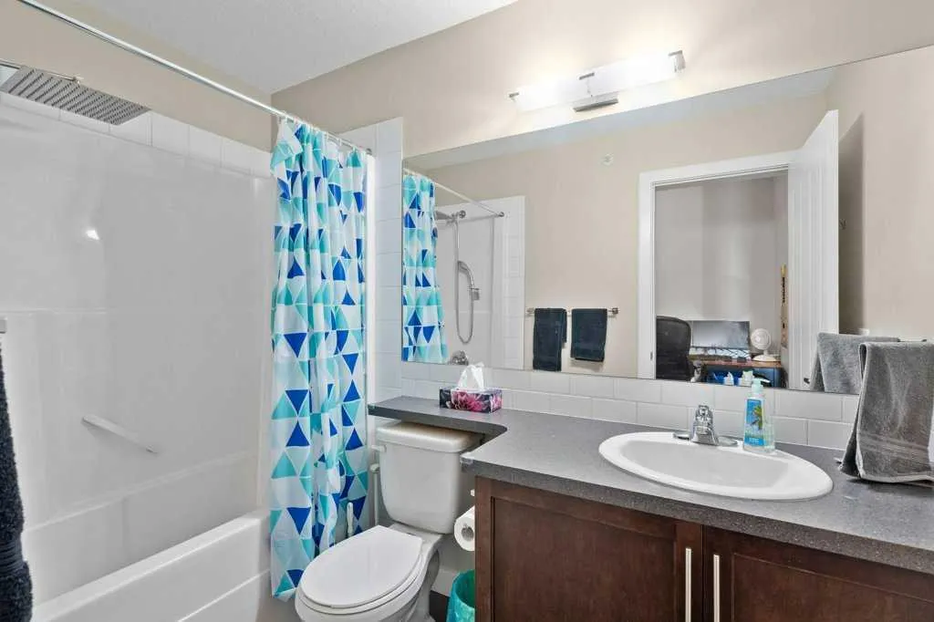 604 East Lake Boulevard NE, #2418