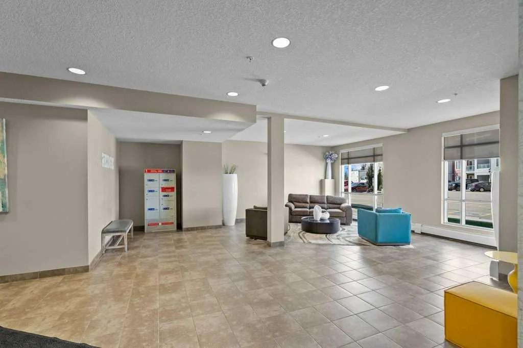604 East Lake Boulevard NE, #2418