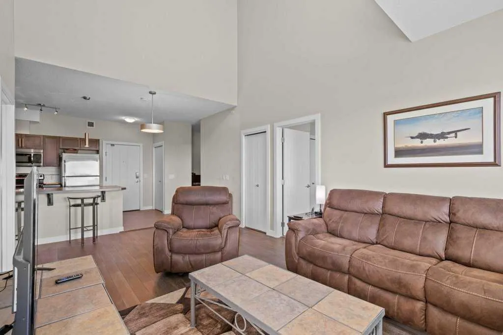 604 East Lake Boulevard NE, #2418