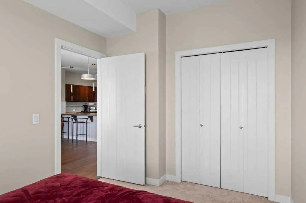 604 East Lake Boulevard NE, #2418