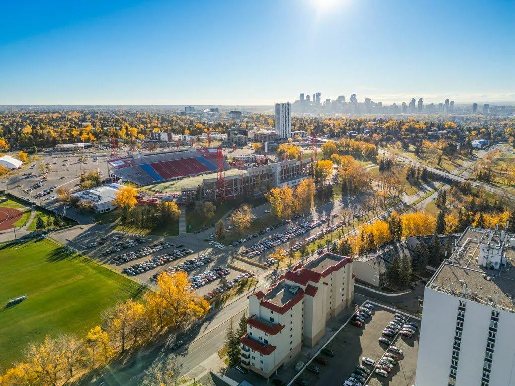 3125 39 Street NW, #216