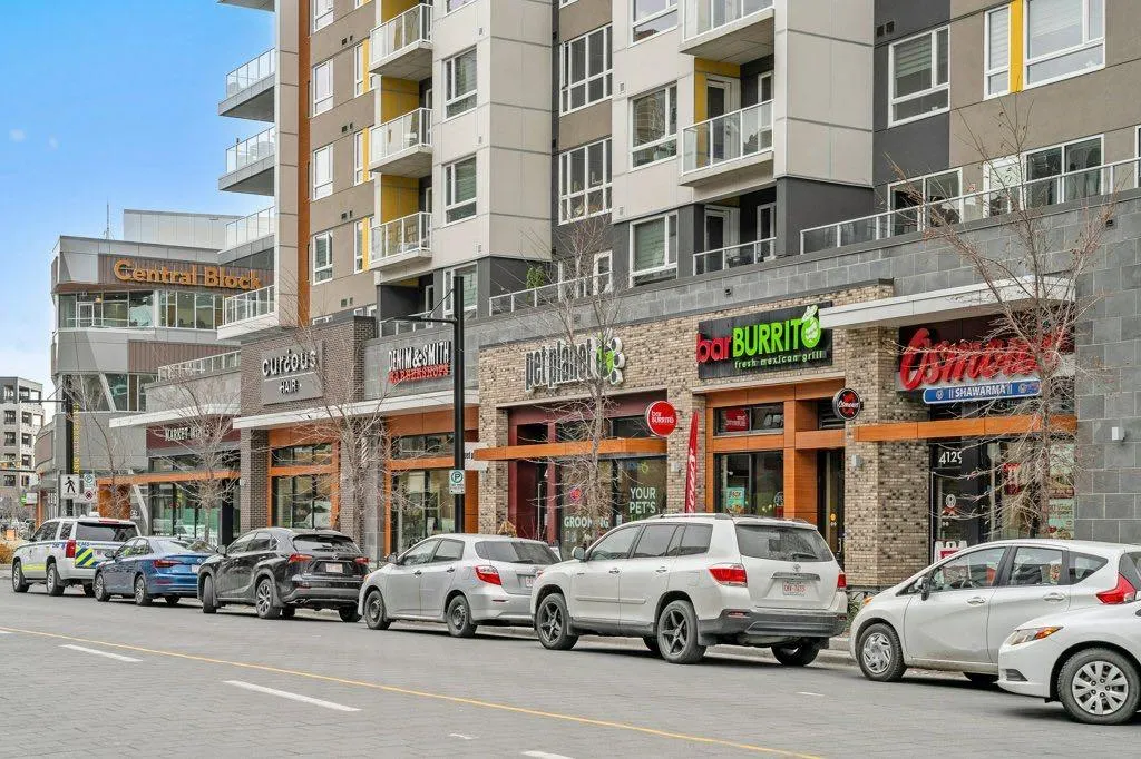 3125 39 Street NW, #216