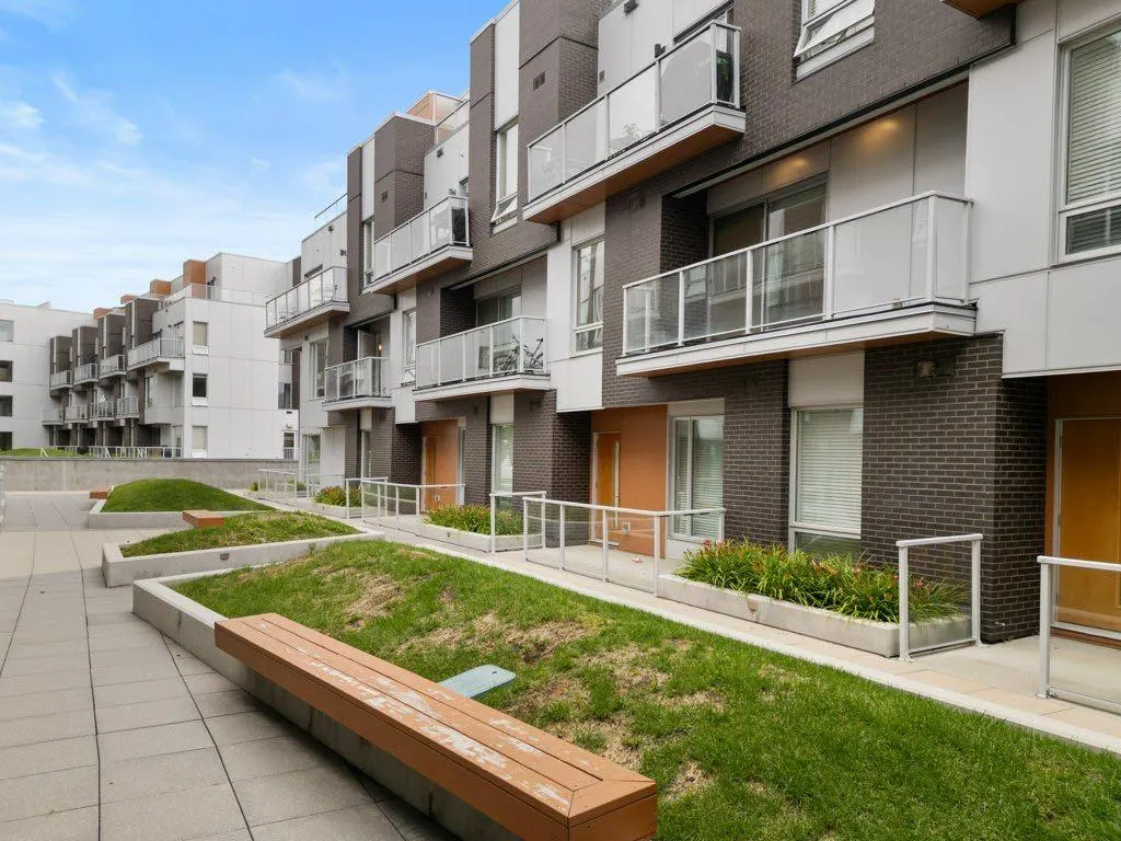 3125 39 Street NW, #216