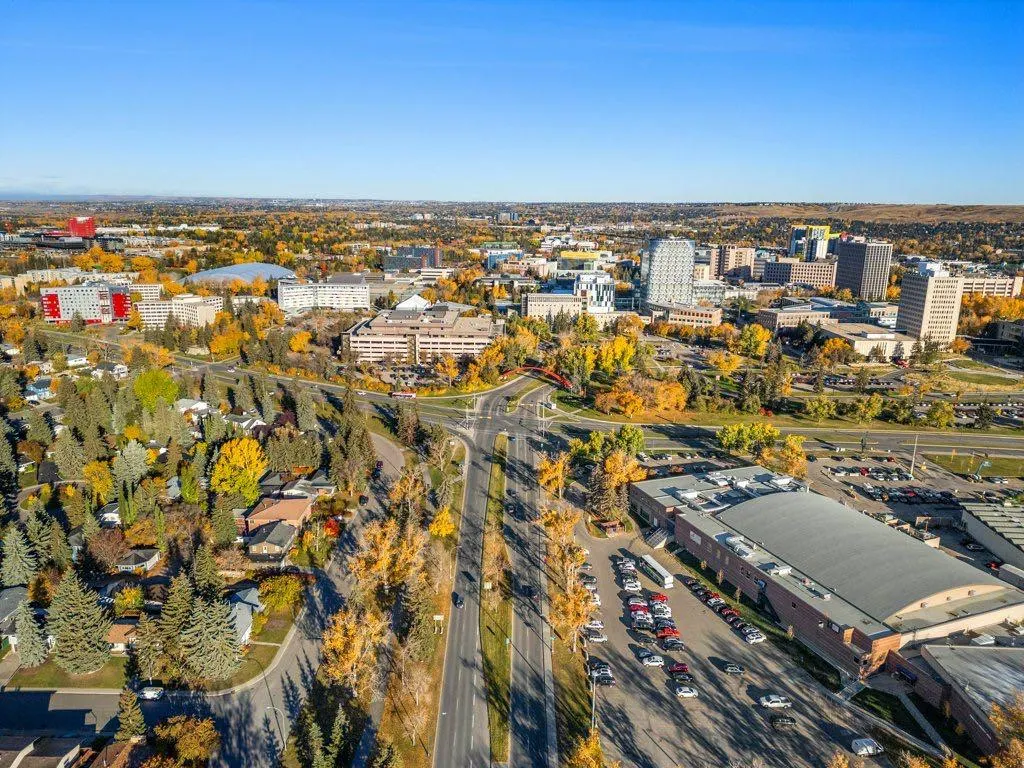 3125 39 Street NW, #216
