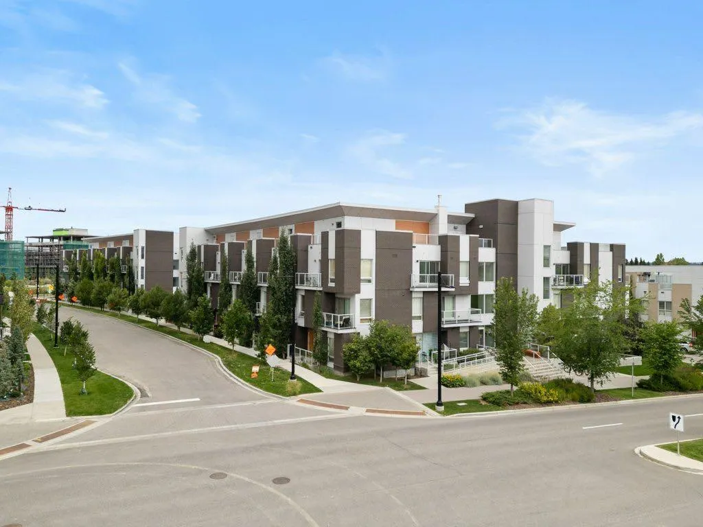 3125 39 Street NW, #216