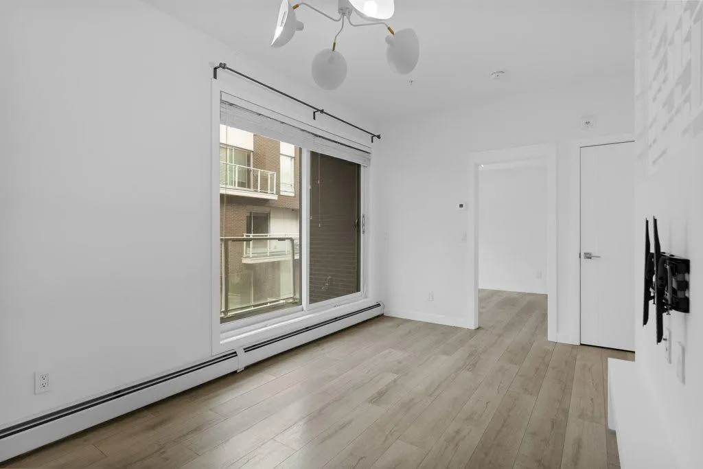 3125 39 Street NW, #216