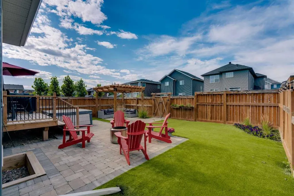 2173 Ravensdun Crescent SE