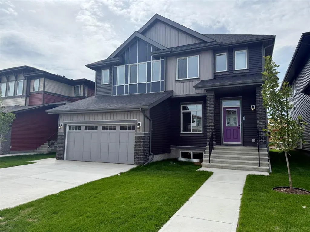 146 Belvedere Crescent SE
