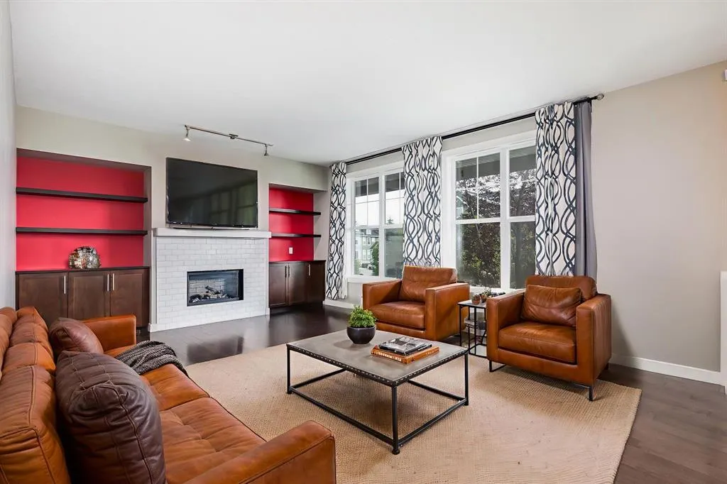 393 McKenzie Towne Gate SE
