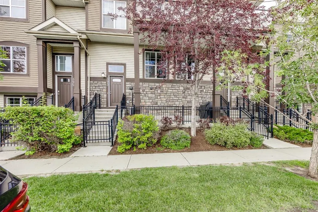 393 McKenzie Towne Gate SE