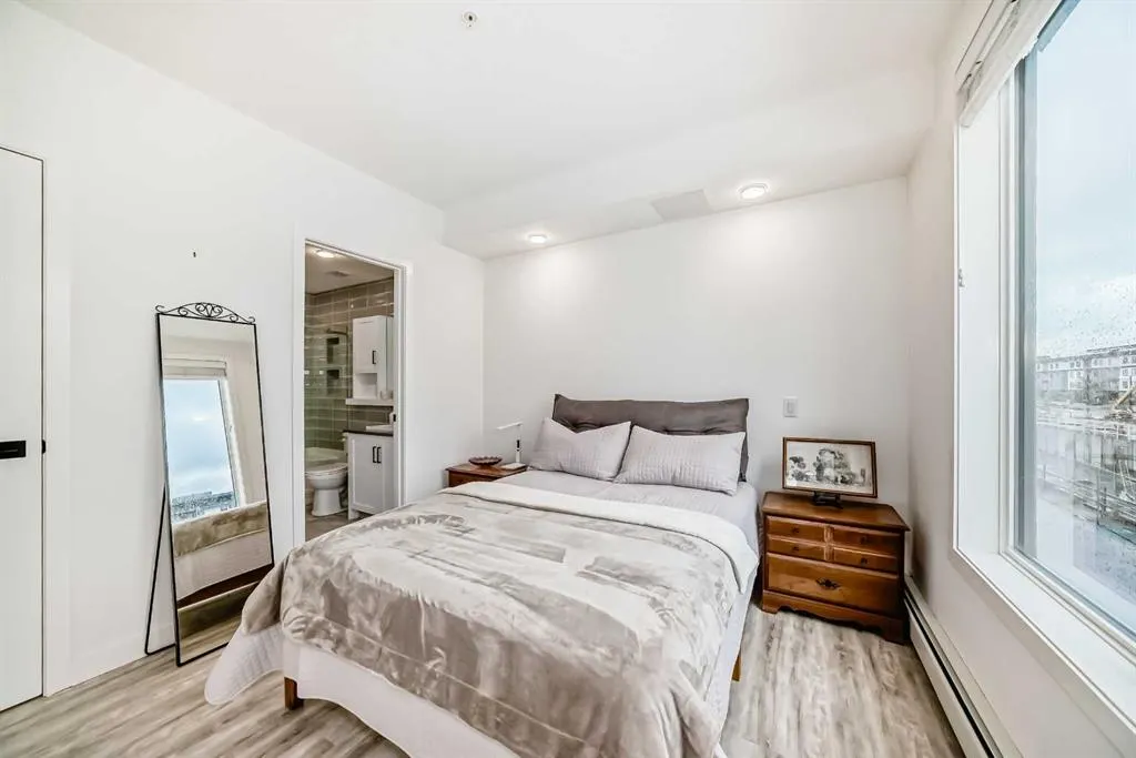 4138 University Avenue NW, #227