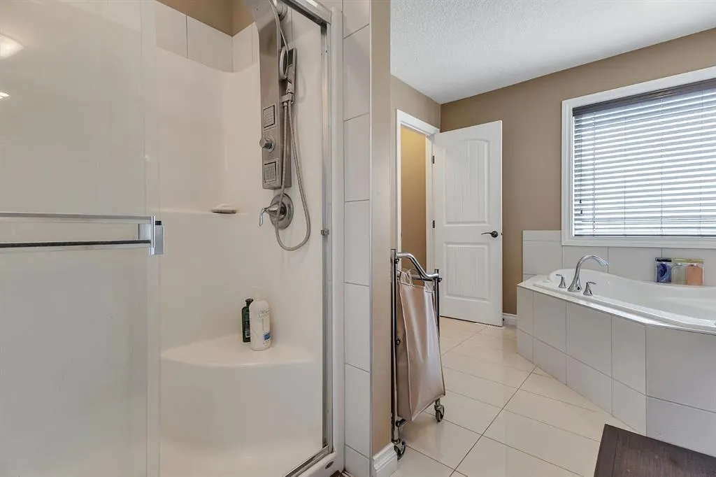 40 Baywater Court SW