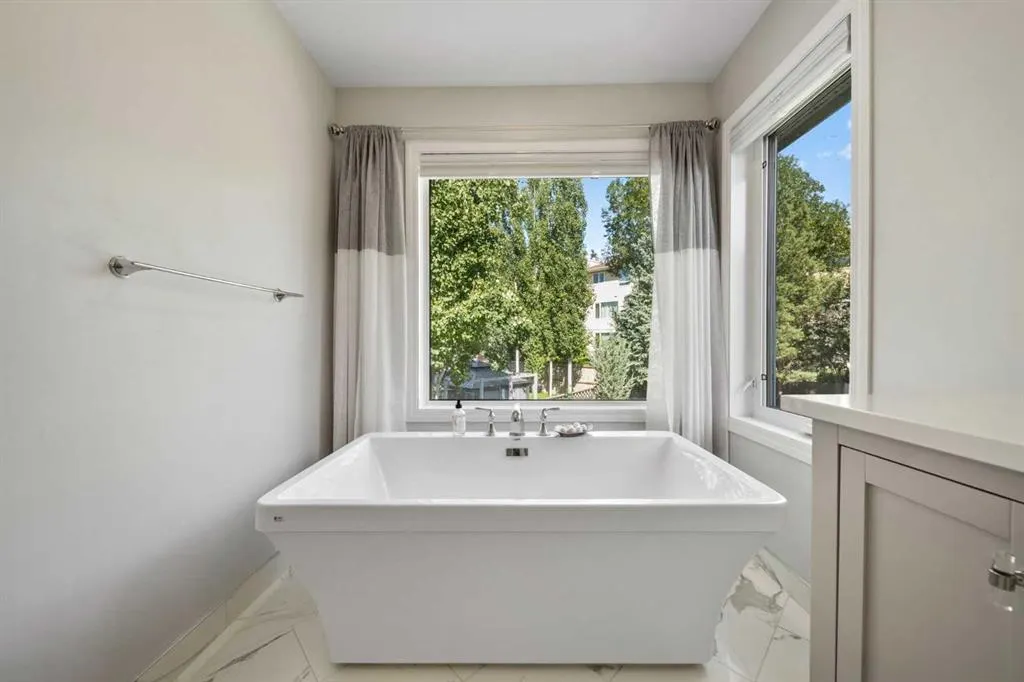 91 Mountain Park Drive SE