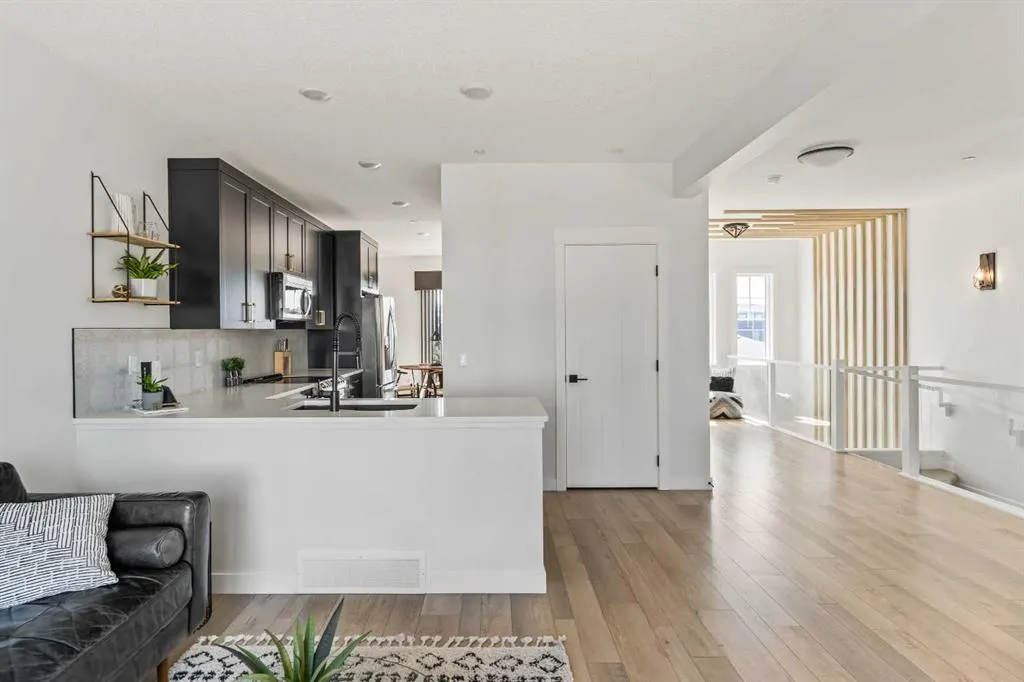 233 Lucas Manor NW