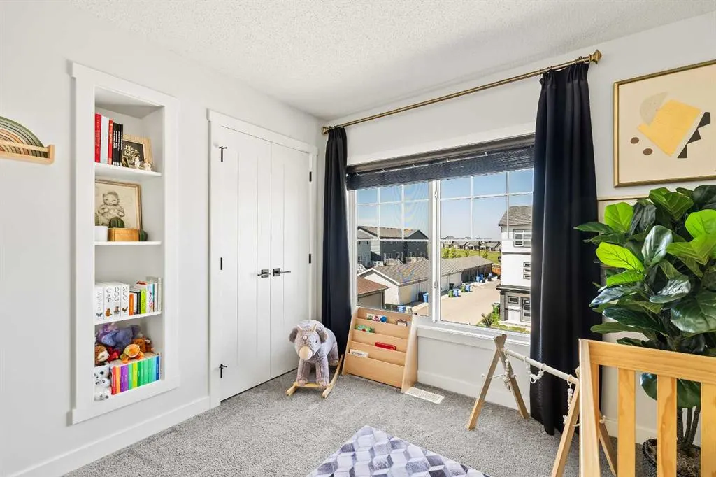233 Lucas Manor NW