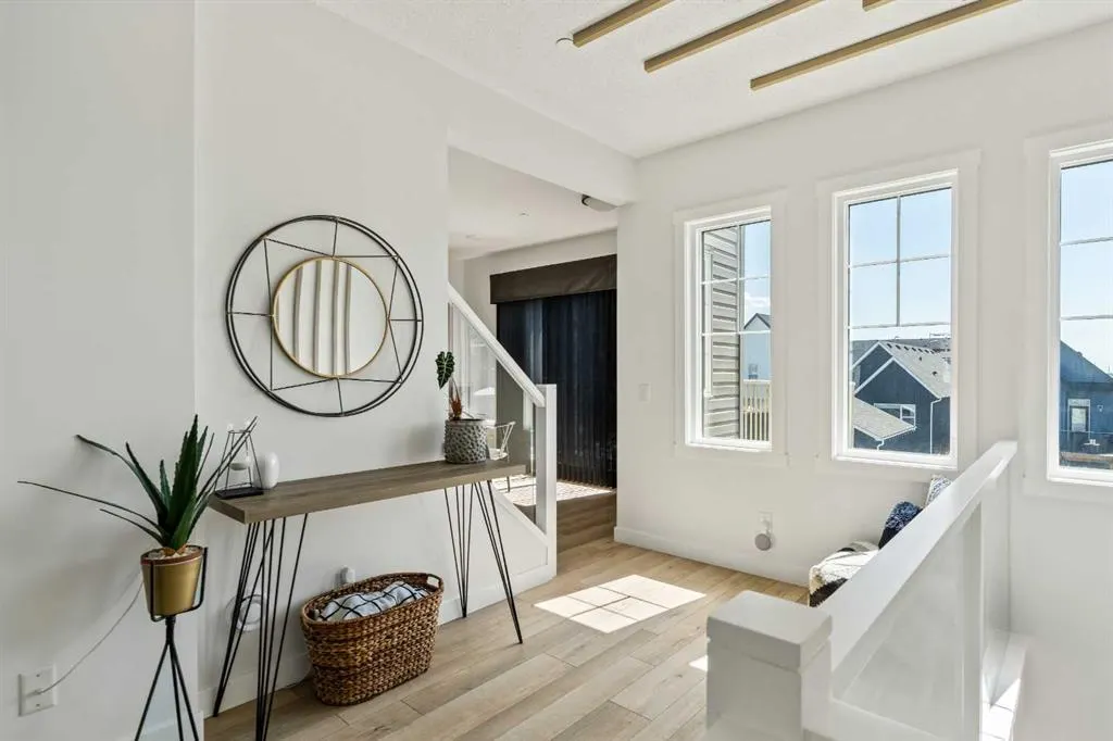 233 Lucas Manor NW