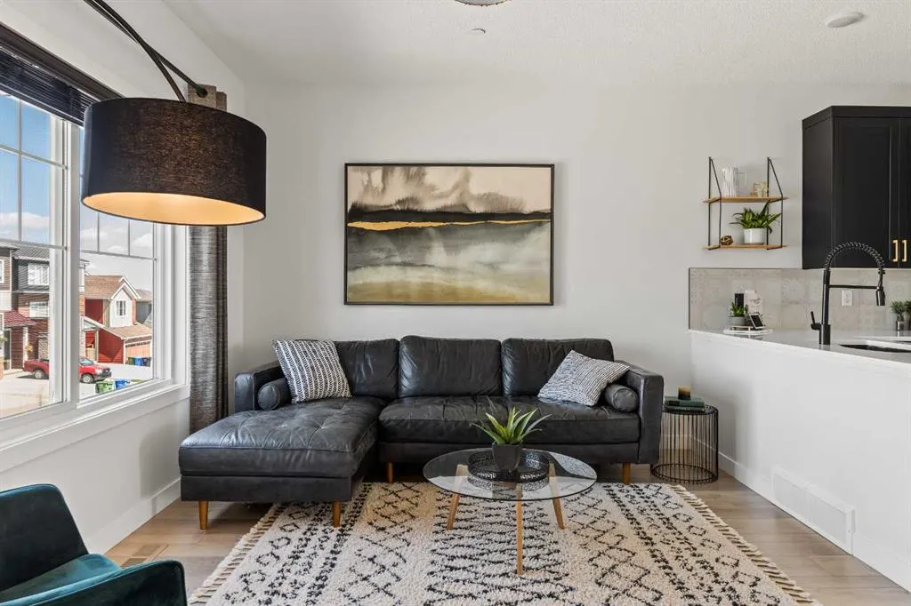 233 Lucas Manor NW