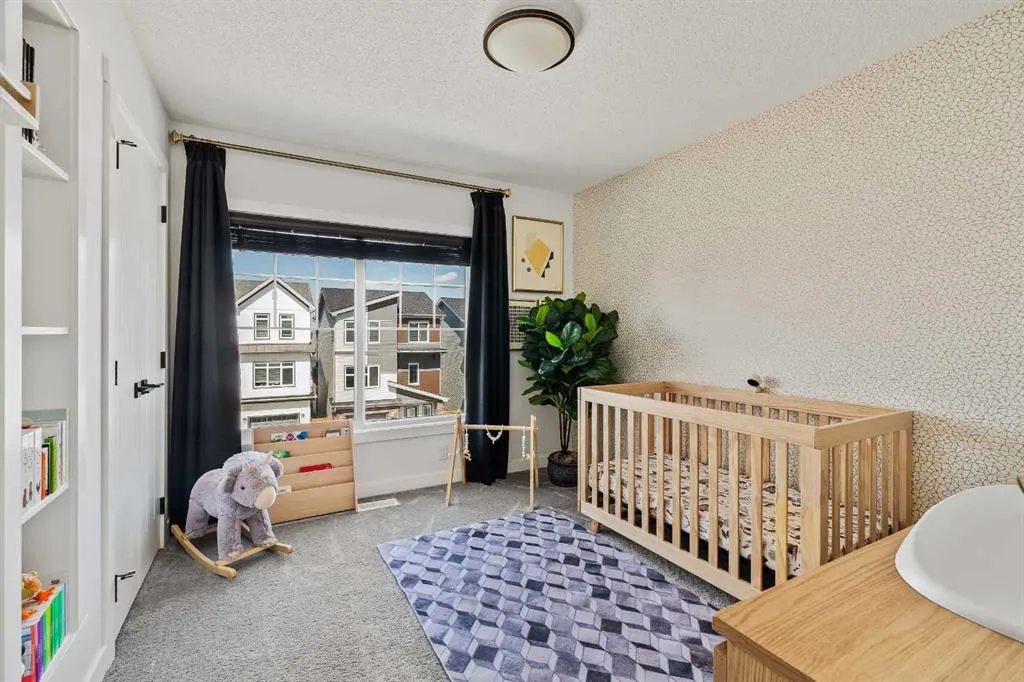 233 Lucas Manor NW
