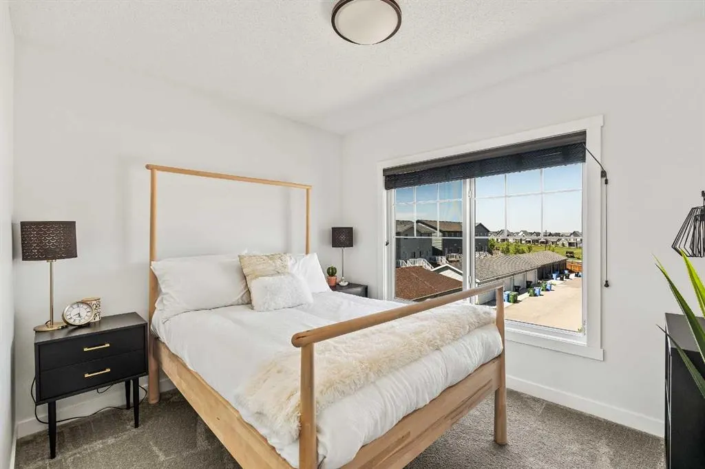 233 Lucas Manor NW