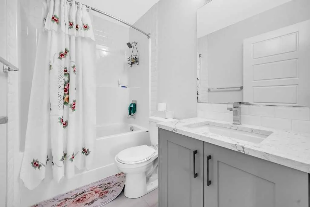 19489 Main Street SE, #1211