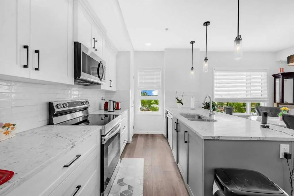 19489 Main Street SE, #1211
