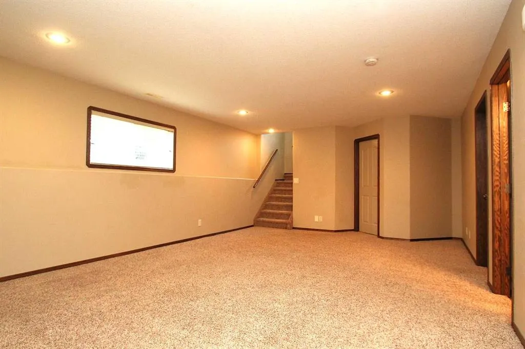 83 Vickers Close