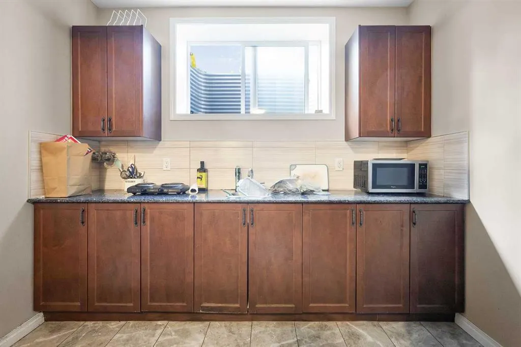 196 Cranford Green SE