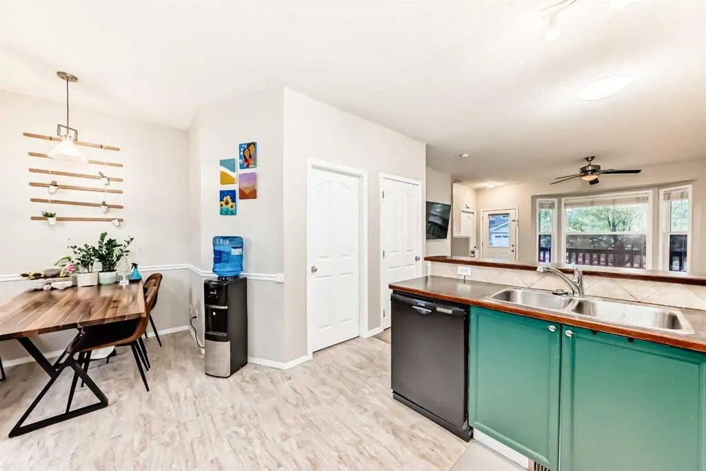 2066 Luxstone Boulevard SW, #402