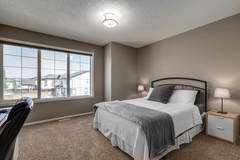 1064 Brightoncrest Green SE