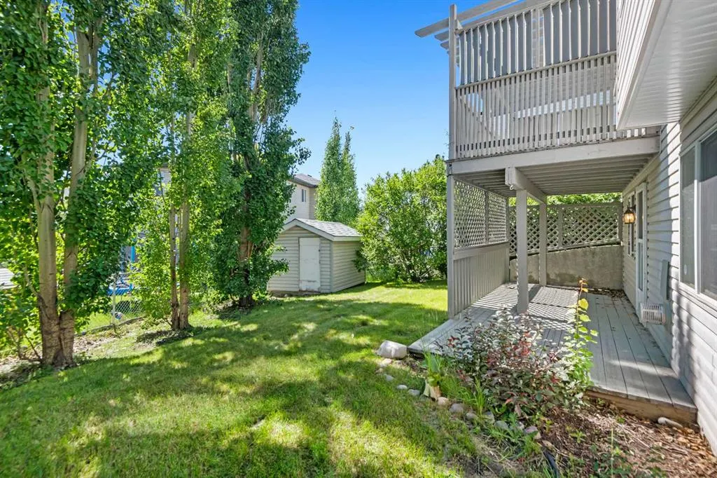 106 Tuscarora Crescent NW