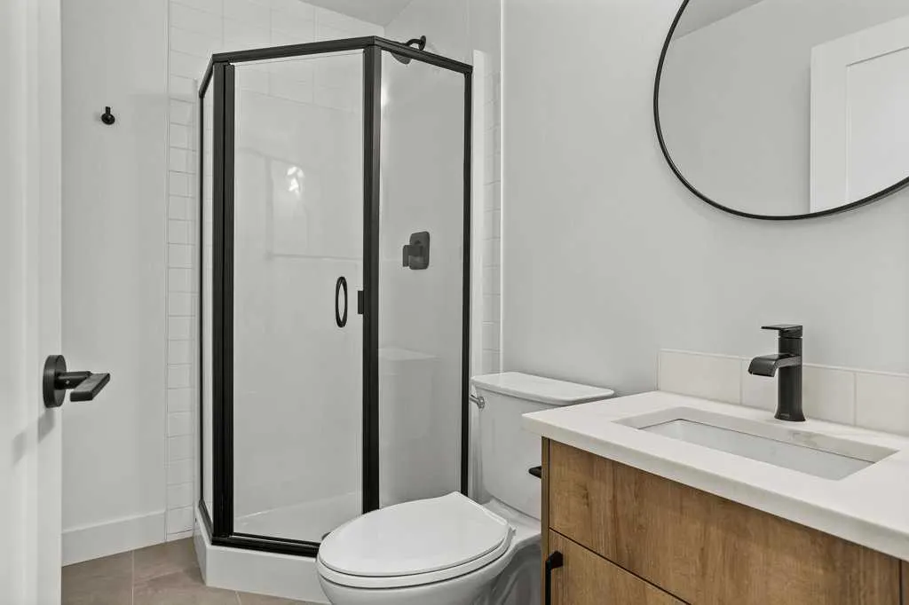 1413 Mountain Avenue, #106