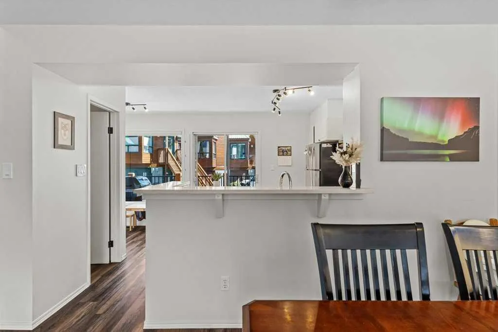 241 Benchlands Terrace, #9