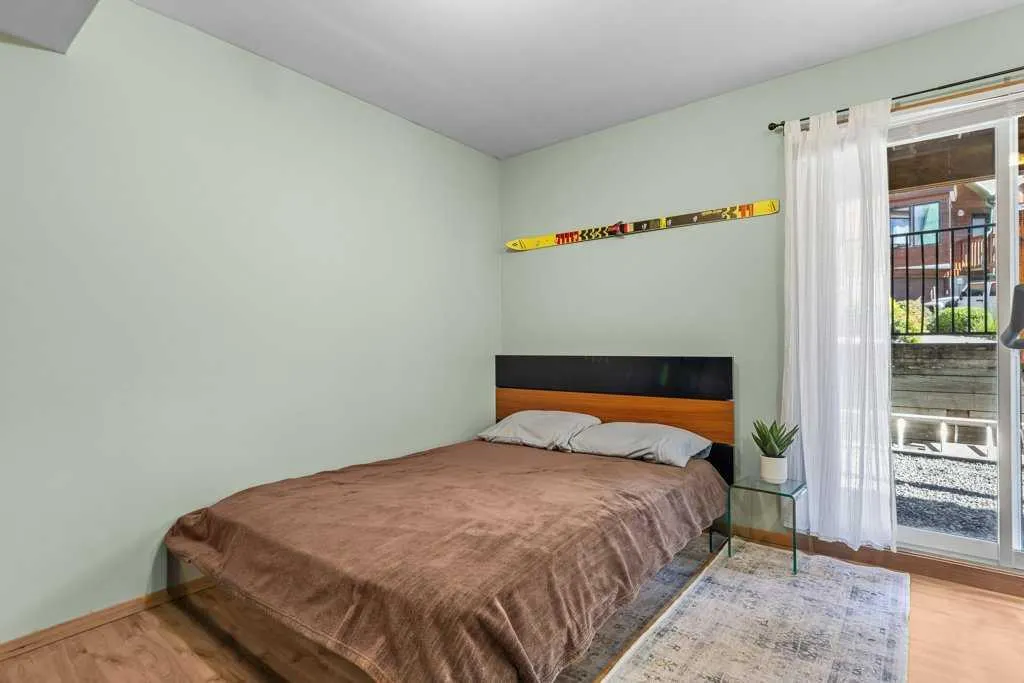 241 Benchlands Terrace, #9