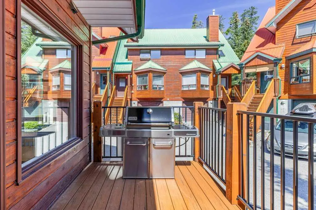 241 Benchlands Terrace, #9