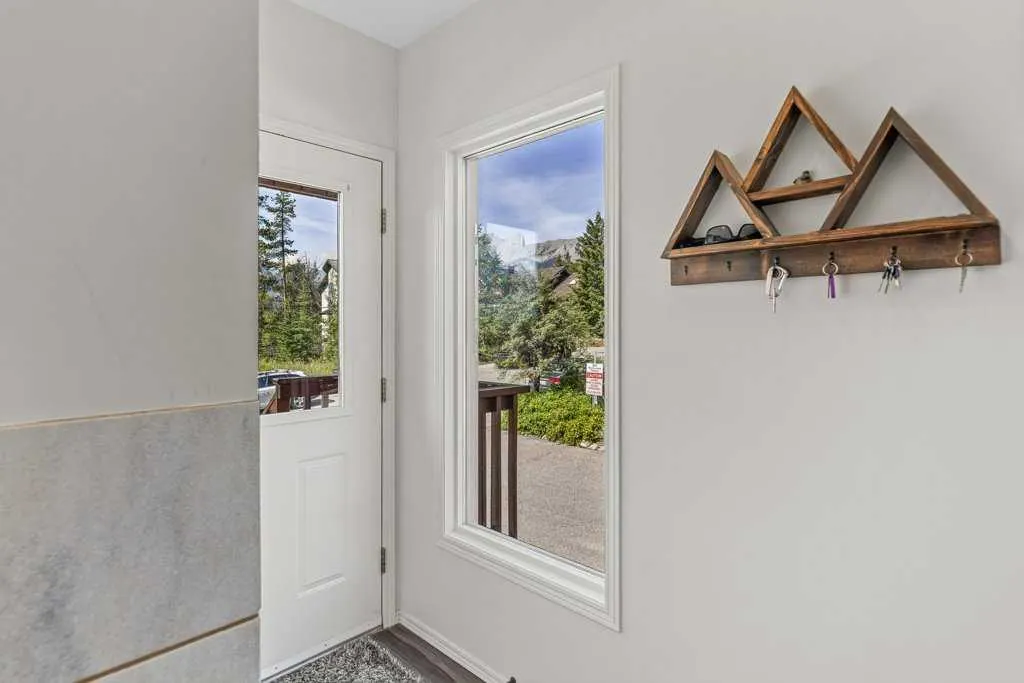 241 Benchlands Terrace, #9