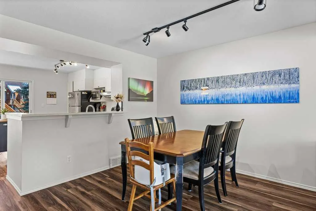 241 Benchlands Terrace, #9