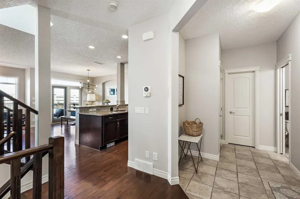 383 Mahogany Terrace SE