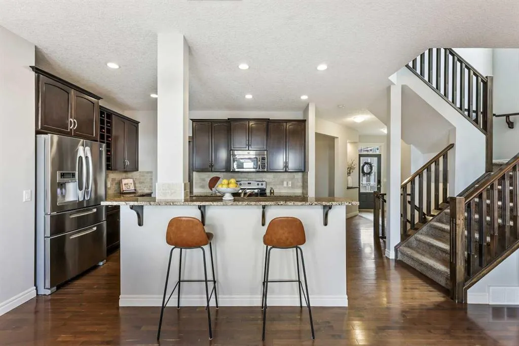 383 Mahogany Terrace SE