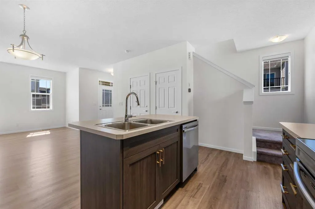 24 Yorkville Road SW