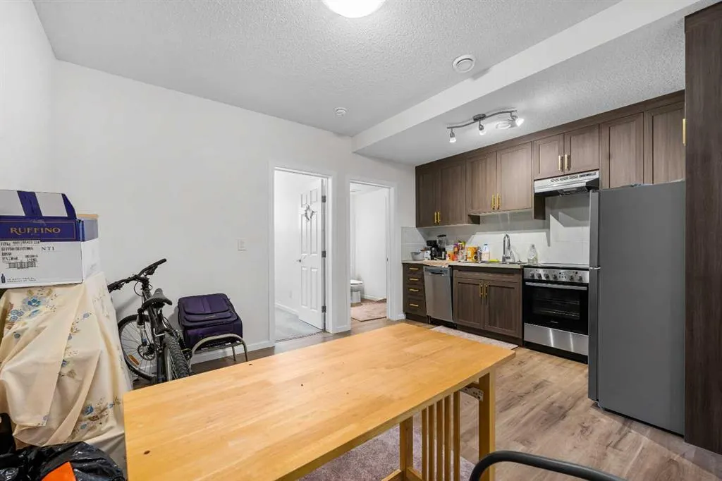 24 Yorkville Road SW
