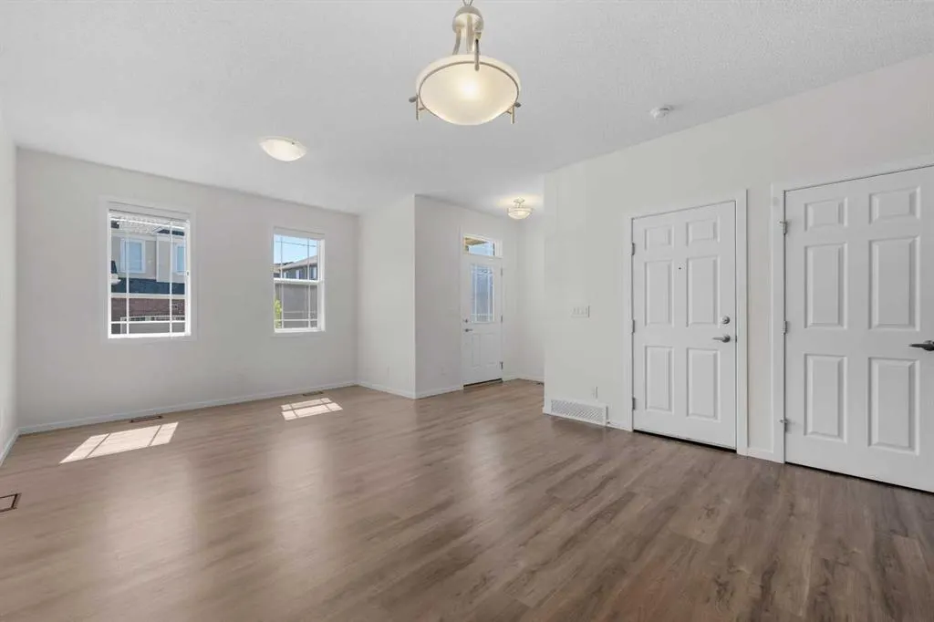 24 Yorkville Road SW