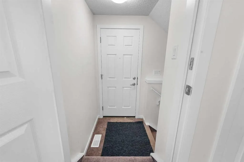 24 Yorkville Road SW