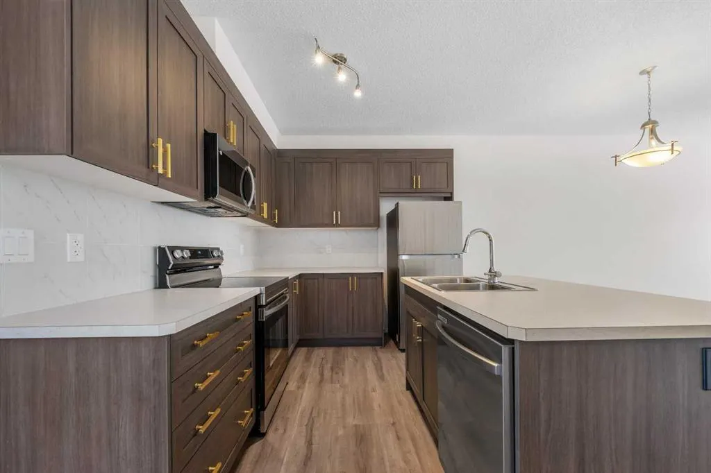 24 Yorkville Road SW