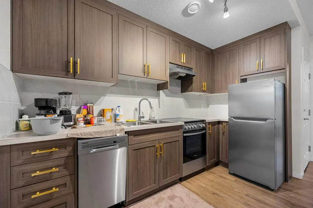 24 Yorkville Road SW